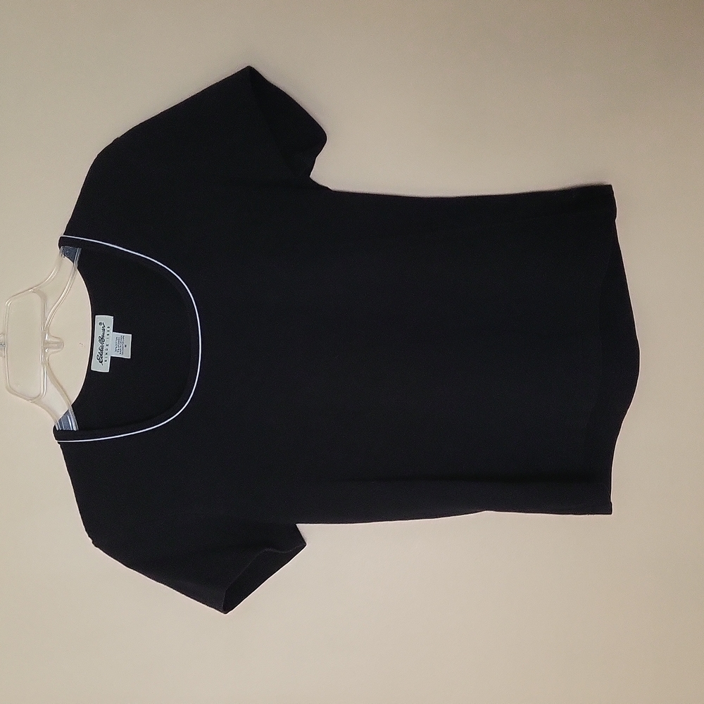 Eddie Bauer black shirt